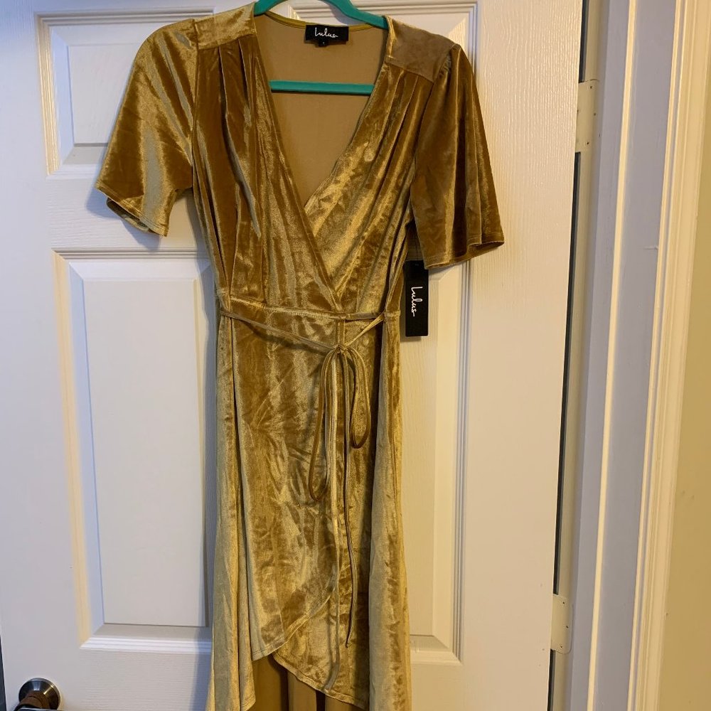 Lulu's Gold Yellow Velvet High-Low Wrap